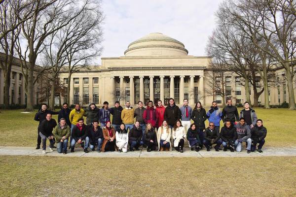 $!Estudiantes del MIT-Zaragoza Master of Engineering in Logistics and Supply Chain Management durante su estancia en MIT en enero de 2022.