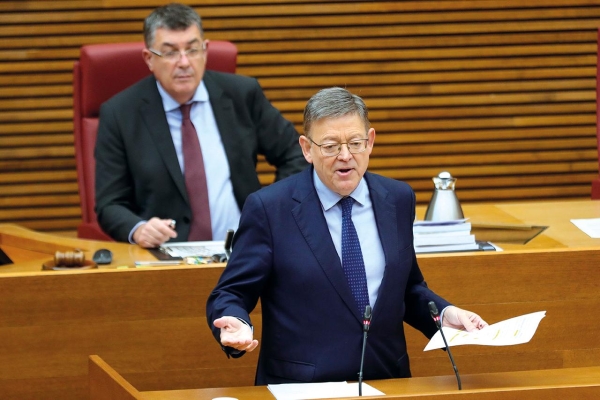 $!El president de la Generalitat, Ximo Puig, durante la sesión de control de Les Corts.