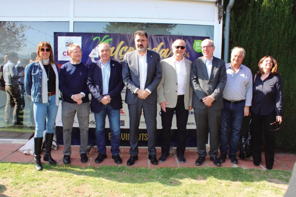 $!Blanca Guitart, directora de FETEIA-OLTRA; Santiago García Milà, Santiago Garcia Milà, subdirector general de Innovación y Estrategia de Negocio de Port de Barcelona; Pere Navarro, delegado especial del Estado en el CZFB; Lluis Salvadó, presidente de Port de Barcelona; Jaume Altisent, presidente del Club del Transitario marítimo; José Alberto Carbonell, director general de Port de Barcelona, Enric Ticó, presidente de FETEIA-OLTRA; y Blanca Sorigué, directora general del CZFB. Foto: C. C.