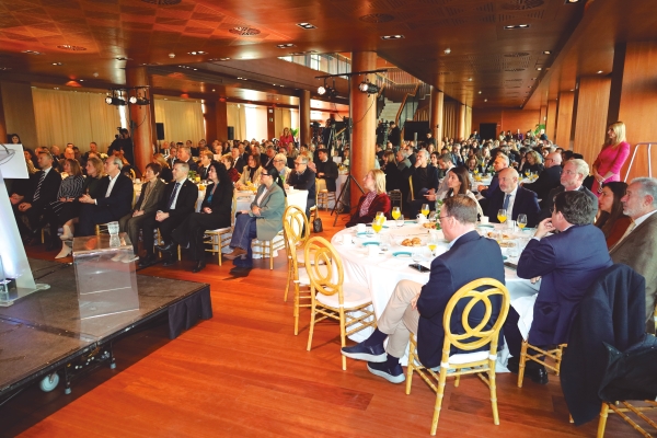 $!Asistentes al evento organizado ayer por Nueva Economía Fórum. Foto R. T.