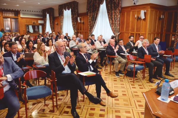 $!La apuesta ferroportuaria acelera para ganar cuota a la carretera y conectar los puertos