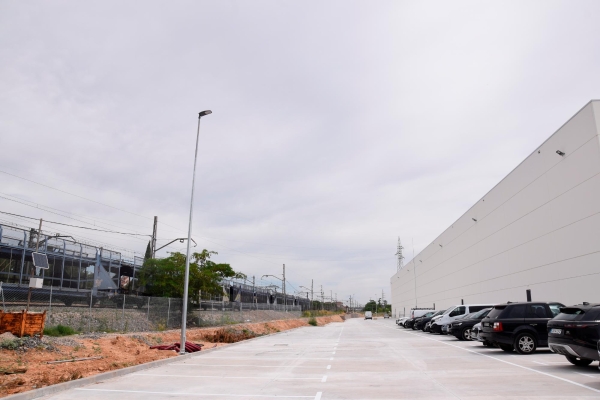 $!La nave logística de Zanda Reim en Azuqueca permite al operador establecer conexión ferroviaria.