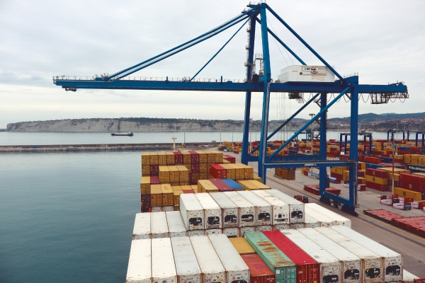 $!CSP Iberian Bilbao Terminal reforzará en 2026 su capacidad operativa con una nueva grúa STS del fabricante chino ZPMC. Foto J.P.