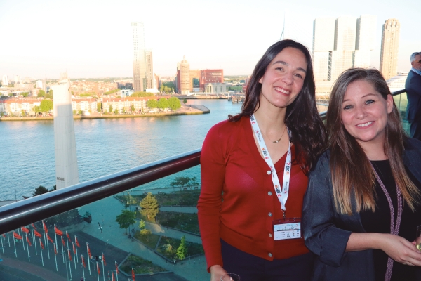 $!Elena Romera, de Repsol, y Aránzazu del Cura, de Geodis Bilbao. Foto J.P.