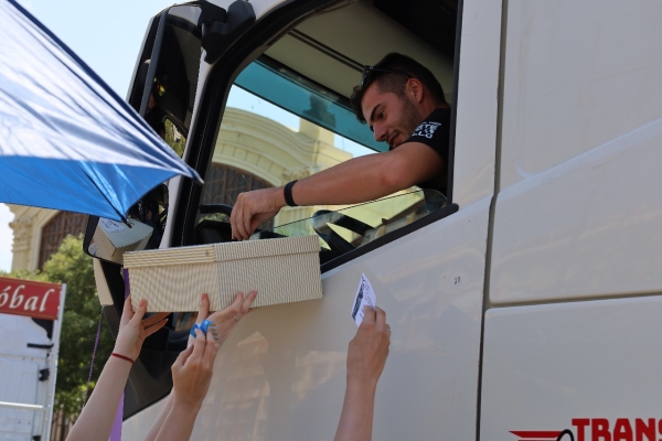 $!Como cada año, la festividad de San Cristóbal tiene un protagónico componente solidario, ya que todo el dinero recaudado se destina a Casa Caridad. Foto R. T.