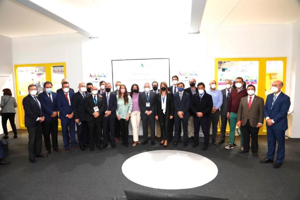 $!El Puerto de Huelva promociona sus proyectos puerto-ciudad en FITUR