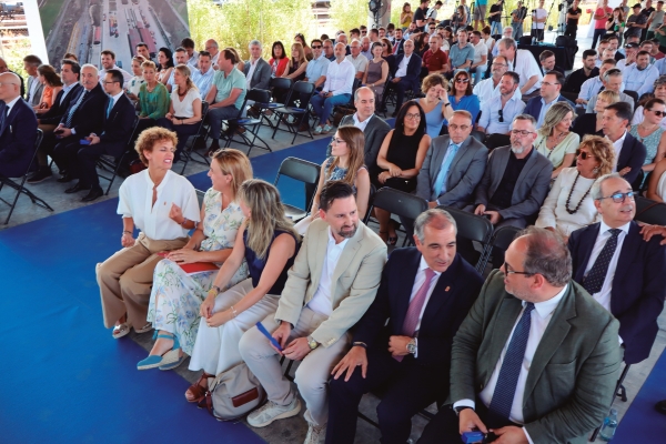$!La inauguración de la ampliación de la Terminal Intermodal de Noain (TIN) ha puesto en valor este martes la intermodalidad como factor competitivo para la economìa de Navarra. Foto J.P.