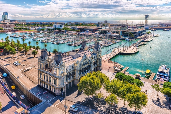 $!Vista aérea del Port Vell en Barcelona.