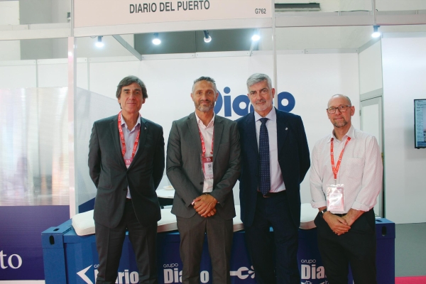 $!Puerto de Vigo y Diario del Puerto/Grupo Diario Editorial. Jaime Pinedo (Diario del Puerto), David Castro (Puerto de Vigo), Paco Prado (Diario del Puerto) y Juan Carlos Sarmentero (Diario del Puerto).