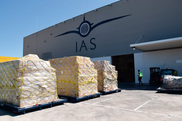 $!IAS Handling incorpora en Barajas una nueva plataforma de 4.000 m2 para servicios logísticos