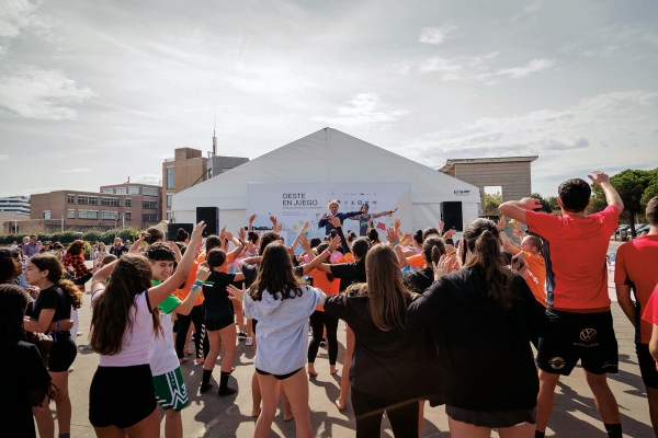 $!La Autoridad Portuaria de Gijón actúa como un factor dinamizador en la evolución social de la ciudad de Gijón..