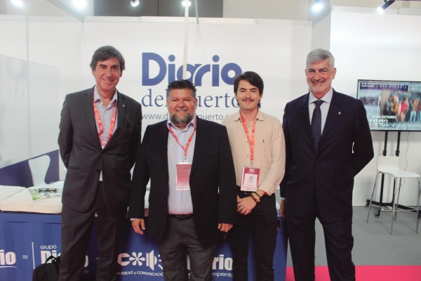 $!Diario del Puerto, ALACAT y Taasa Logistics. Jaime Pinedo (Diario del Puerto), Moisés Solís (Alacat), Moisés Solís Navarro (Taasa Logistics) y Paco Prado (Diario del Puerto)