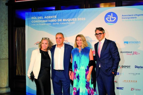 $!Ana Arévalo (Port de Barcelona); Salvador Richart (Asociación de Agentes Consignatarios de Barcelona); Núria Burguera (Port de Barcelona) y Guillermo Belcastro (Hutchison Ports BEST).
