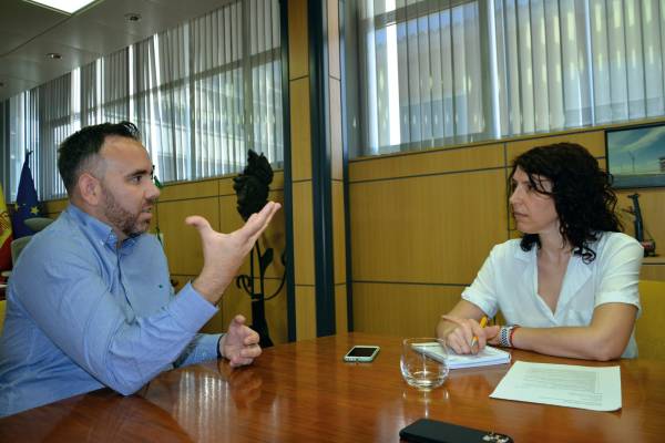 $!Rafa Simó, presidente de PortCastelló, junto a Loli Dolz, directora de Diario del Puerto Publicaciones y jefa de Redacción de Comunitat Valenciana.