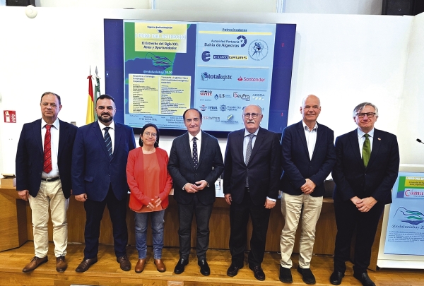 $!Participantes en la mesa de Transporte y Logística.