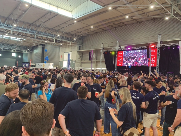 $!Butipantalla. Poco se habla de la pantalla gigante, que resultó todo un éxito.