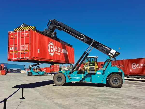$!Boluda proyecta situar a Santander entre los diez primeros puertos de España en TEUs