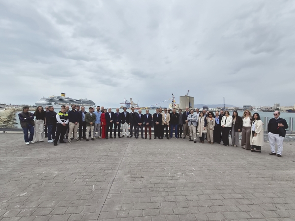 $!Comunidad portuaria presente en la inauguración de la nueva embarcación.