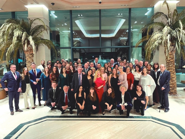 $!Las plantillas de las oficinas en España de Fr. Meyer’s Sohn celebraron recientemente un encuentro en Valencia.