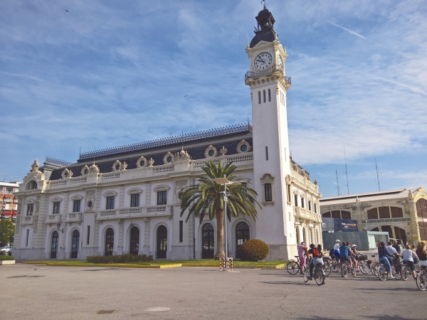 $!Imagen actual del entorno del Edificio del Reloj del Puerto de Valencia.