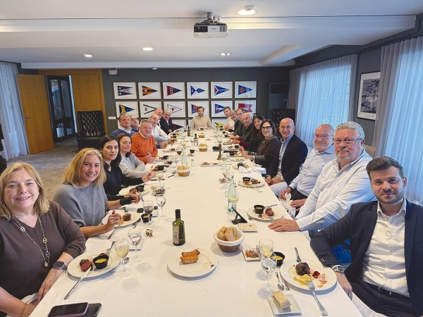 $!El Club del Transitario Marítimo analiza el cambio de paradigma de la IA con el experto Luis Esteban.