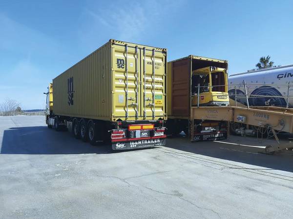 $!Çimsa se puso en contacto con MSC para pedirle colaboración en el transporte de dos contenedores de ayuda humanitaria a la zona afectada.