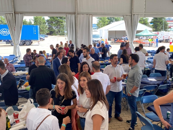 $!La Fiesta de Madrid se celebra bajo una imponente carpa de 2.000 metros cuadrados. Foto: DP.