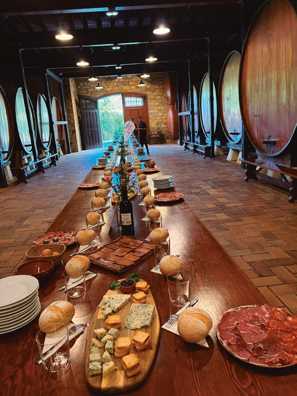 $!La gastronomía asturiana preside la 1ª Fiesta de la Logística de Gijón.