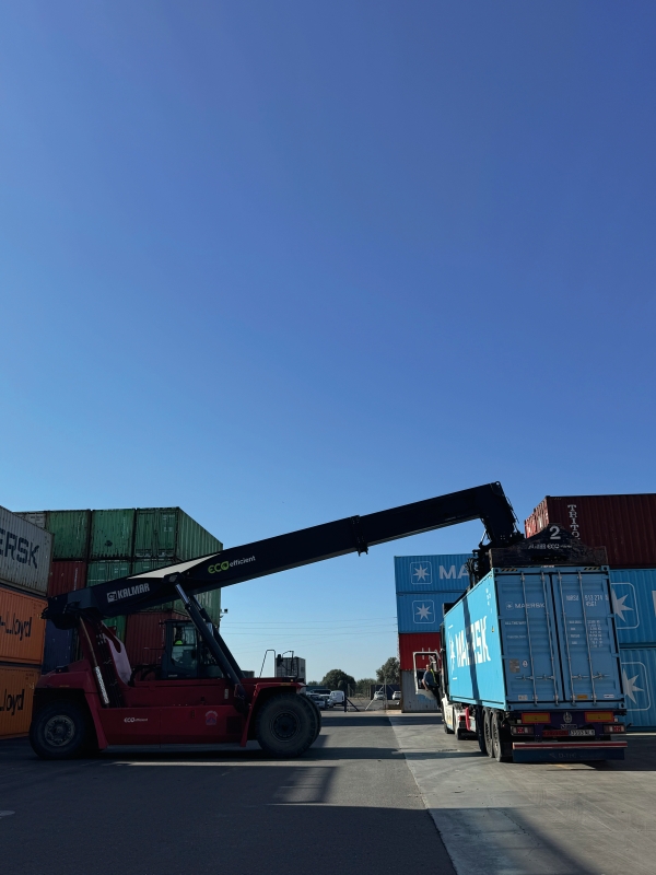 $!La primera fase del nuevo depot de contenedores de Grupo Torres ya está operativa.