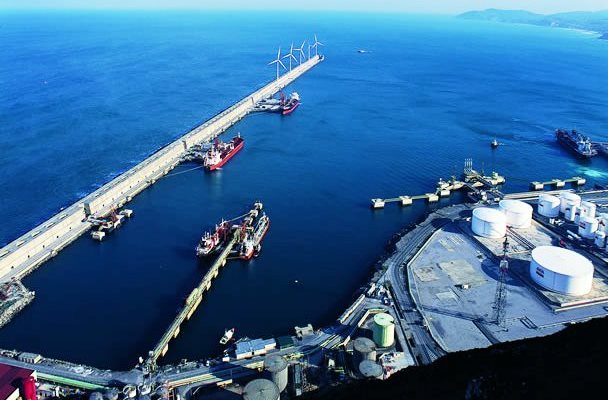Petronor aporta al Puerto de Bilbao un nuevo tr&aacute;fico de aceite de palma