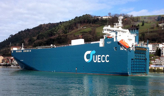 UECC inaugura un nuevo buque PCTC propulsado por GNL