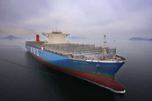 El &quot;MOL Triumph&quot; se convierte en el mayor portacontenedores del mundo con 20.150 TEUs