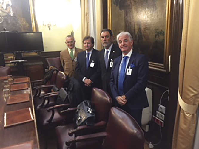 Tras el encuentro se acord&oacute; mantener nuevas reuniones.