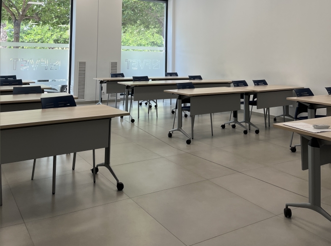 El objetivo de este refuerzo, centrado en los meses entre septiembre y noviembre, es facilitar el reciclaje formativo de los conductores profesionales.