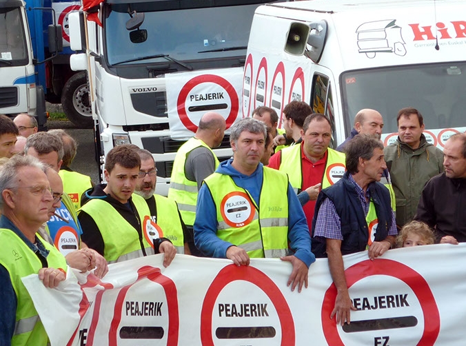 El transporte por carretera de Gipuzkoa advierte a la Administraci&oacute;n que no puede asumir m&aacute;s peajes