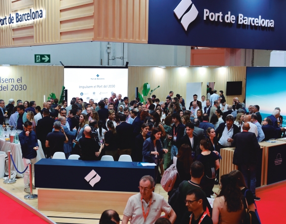 El tradicional cóctel de Port de Barcelona durante el SIL reunió el viernes a destacados miembros del sector logístico-portuario. Foto J. M.