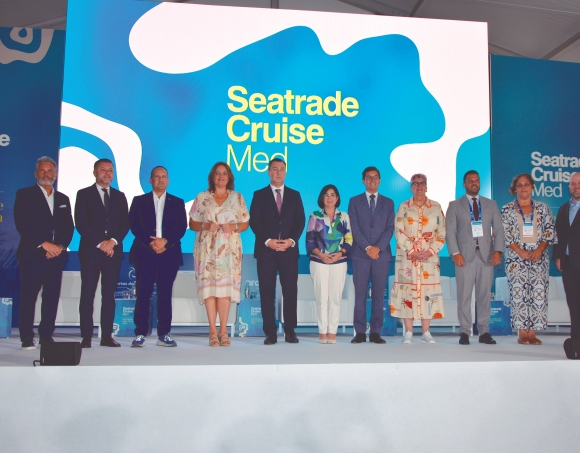 Autoridades participantes en la inauguración de Seatrade Cruise Med 2026. Foto j.C.P.
