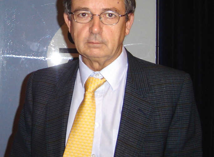 Coello, candidato a la presidencia de ANESCO