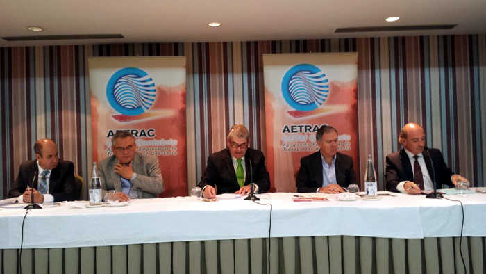 Miguel &Aacute;ngel V&iacute;a muestra su confianza en el sector en su reelecci&oacute;n al frente de AETRAC
