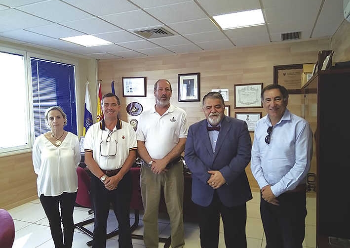 Padr&oacute;n se re&uacute;ne con directivos de Sasemar