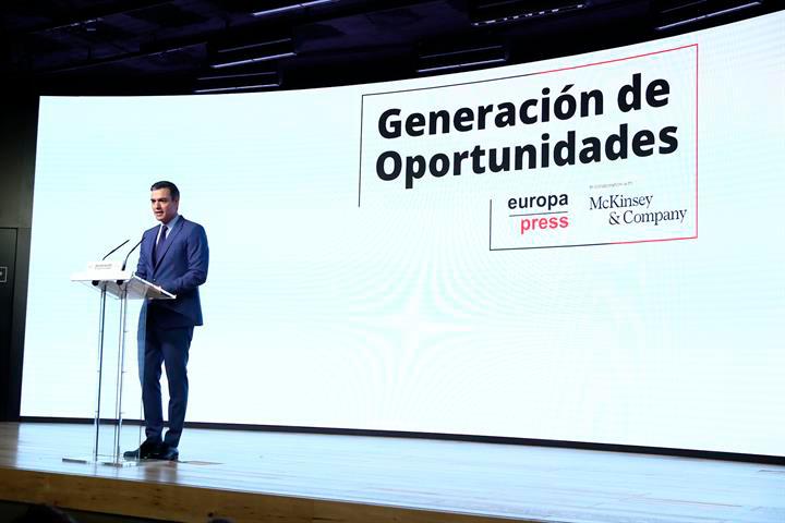 El presidente Pedro Sánchez, durante el acto celebrado hoy y organizado por Europa Press.