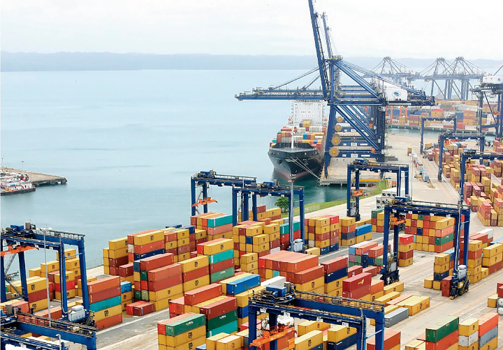 La firma del acuerdo entre el consorcio formado por BlackRock y TiL y CK Hutchison Holdings se producirá el próximo mes de abril.