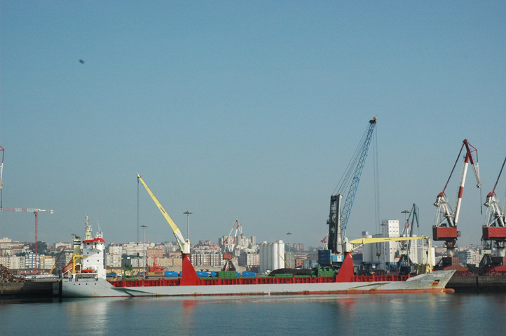 El Puerto de Santander aumentar&aacute; en dos metros el calado del muelle Raos 1