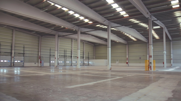 IAS Handling incorpora en Barajas una nueva plataforma de 4.000 m2 para ...