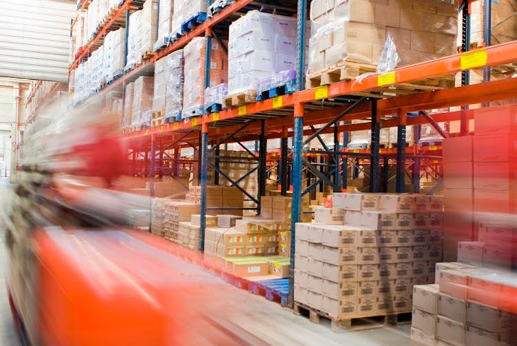 Serikat está realizando pruebas con datos reales, aprovechando datos históricos de operaciones de Ertransit, empresa transitaria perteneciente a la división de Erhardt Logistics.