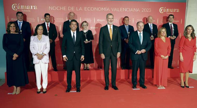 El Rey Felipe VI presidió la Noche de la Economía Valenciana organizada por Cámara Valencia.