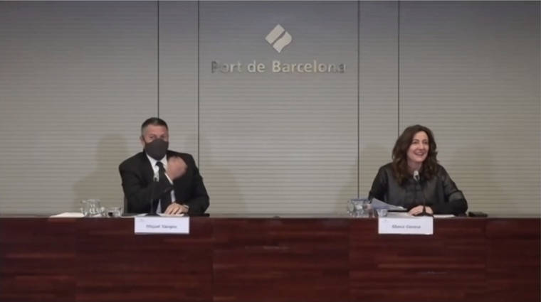 Miquel S&agrave;mper, conseller de Interior de la Generalitat de Catalunya, y Merc&egrave; Conesa, presidenta de la Autoridad Portuaria de Barcelona.