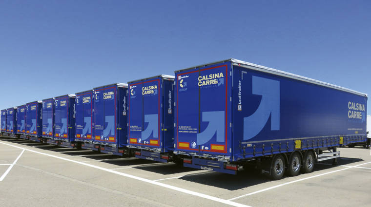 Calsina Carr&eacute; Transports &amp; Logistics ampl&iacute;a su flota con furgones y lonas P400 Lecitrailer.