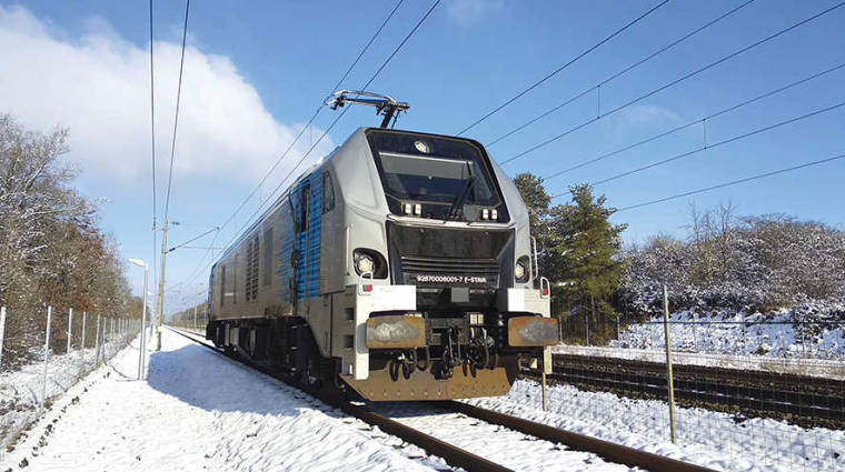 Prototipo de la locomotora Eurodual que fabrica Stadler Valencia.