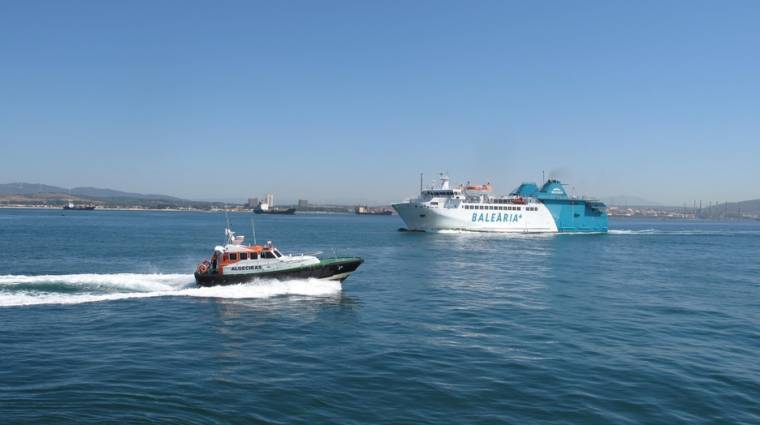 Los puertos de Algeciras y Tarifa sumar&aacute;n este verano hasta 50 rotaciones diarias en las l&iacute;neas Algeciras-Ceuta (donde operan 3 navieras), Algeciras-T&aacute;nger Med (5 navieras) y Tarifa-T&aacute;nger Ciudad (2 navieras).